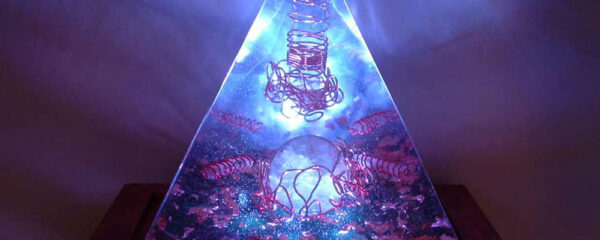 pyramide générateur d'orgone